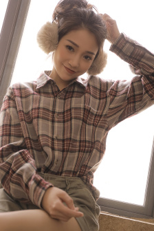 美女射击动作片
